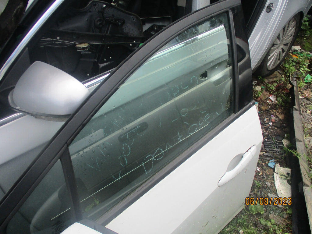 NISSAN MICRA K14 2019 NSF PASSENGER SIDE FRONT DOOR WINDOW GLASS