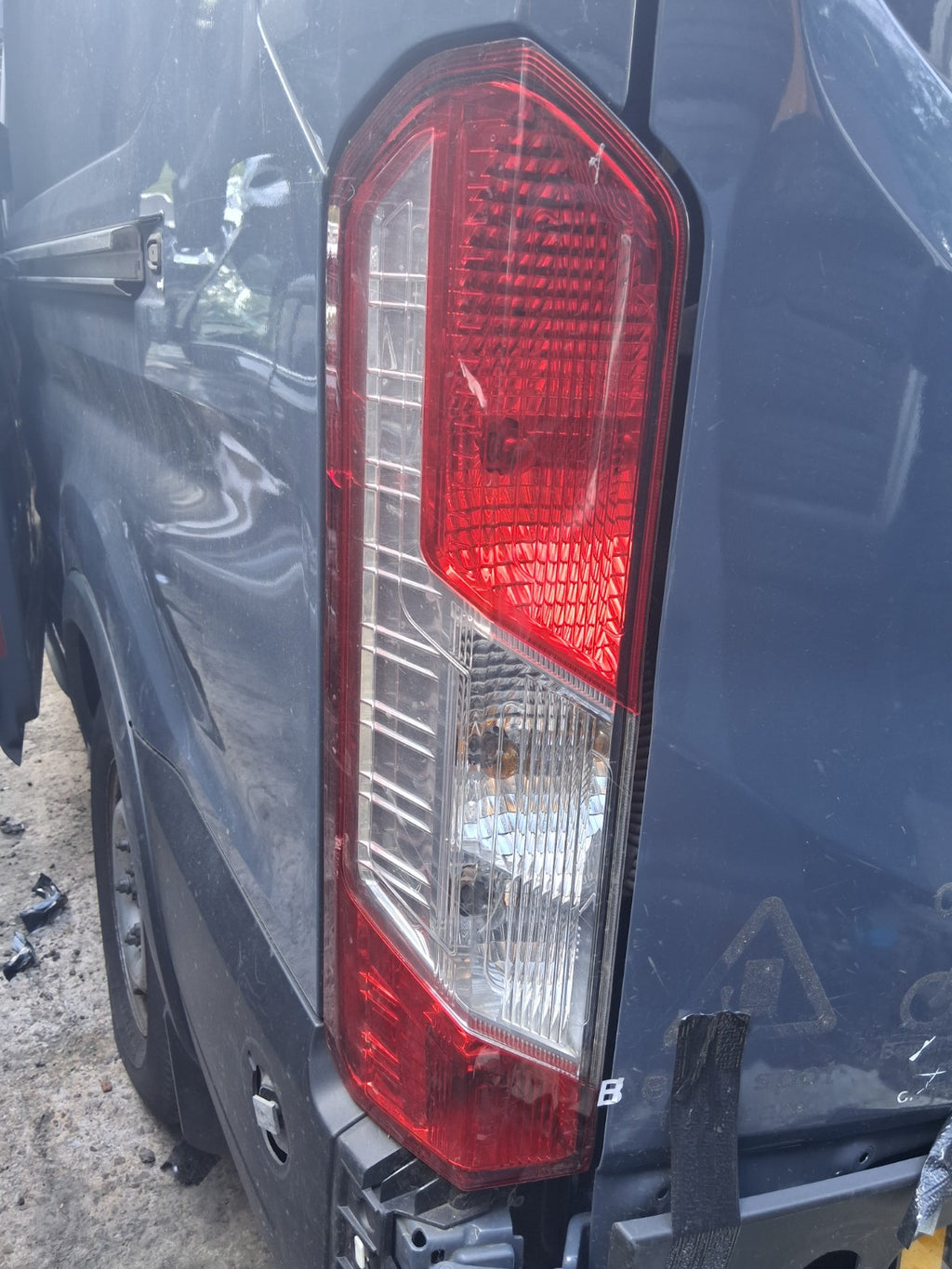 2021 FORD TRANSIT MK8 350 NSR PASSENGER SIDE REAR TAIL LIGHT LAMP