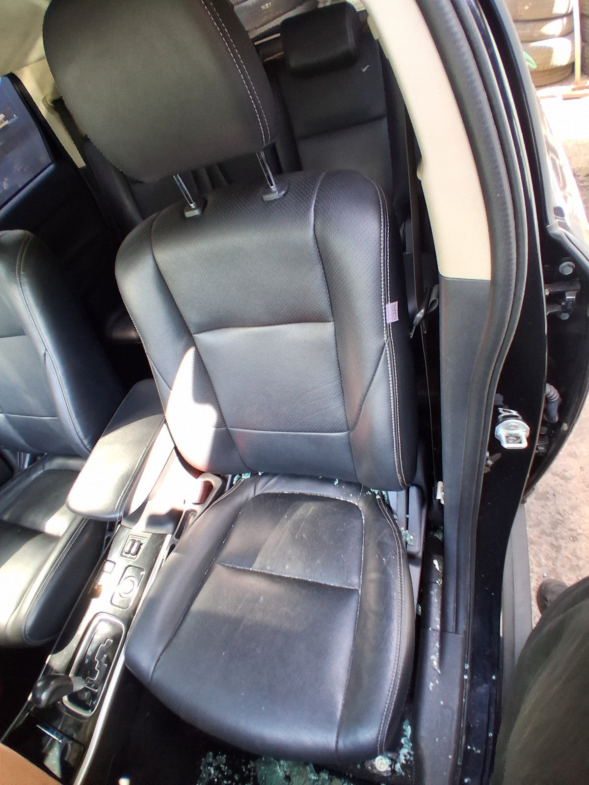 2018 MITSUBISHI OUTLANDER MK3 NSF PASSENGER SIDE FRONT LEATHER COMPLETE SEAT