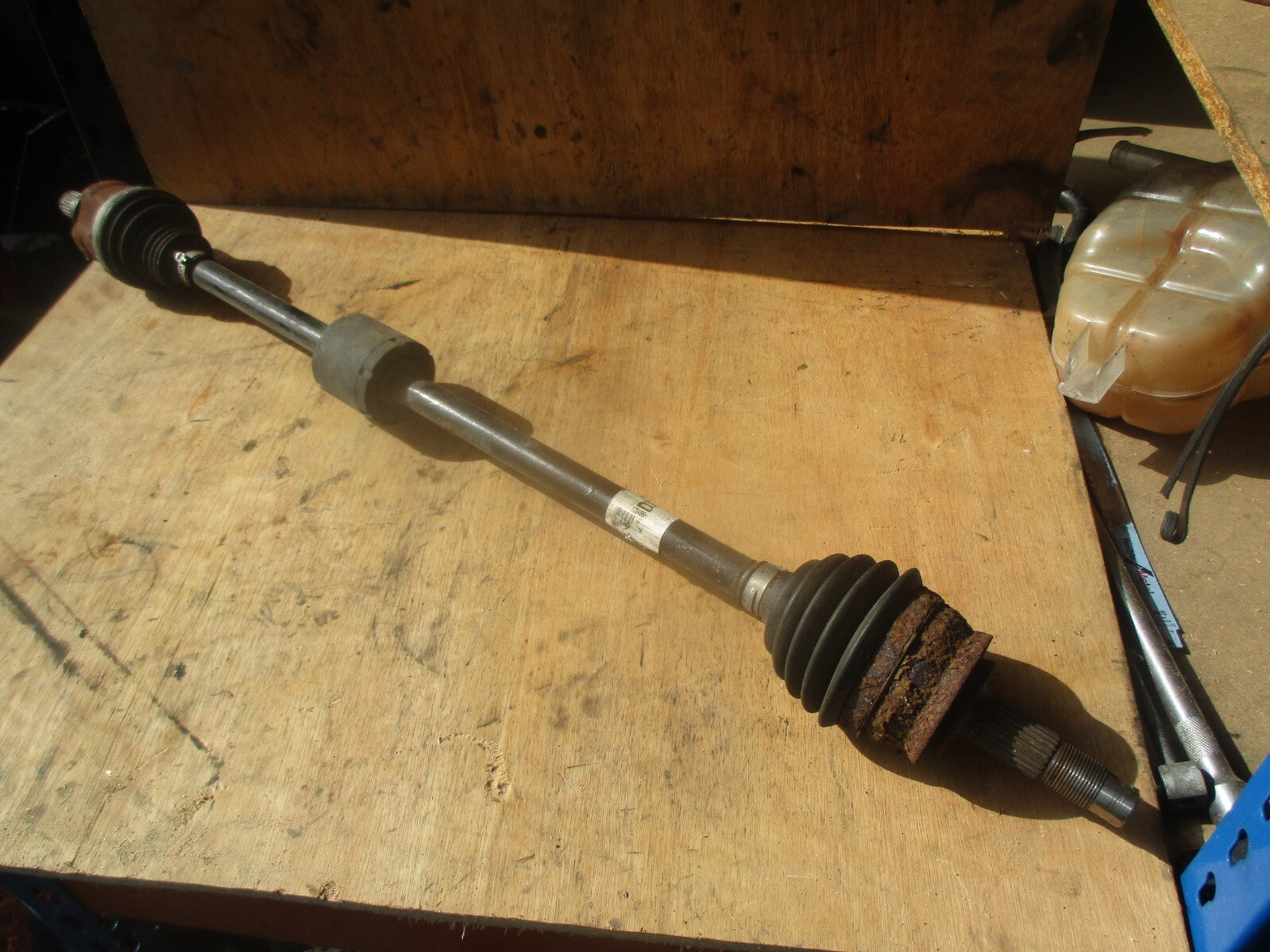 VAUXHALL CORSA E 2017 1.2 PETROL OS DRIVER SIDE DRIVESHAFT 13248652