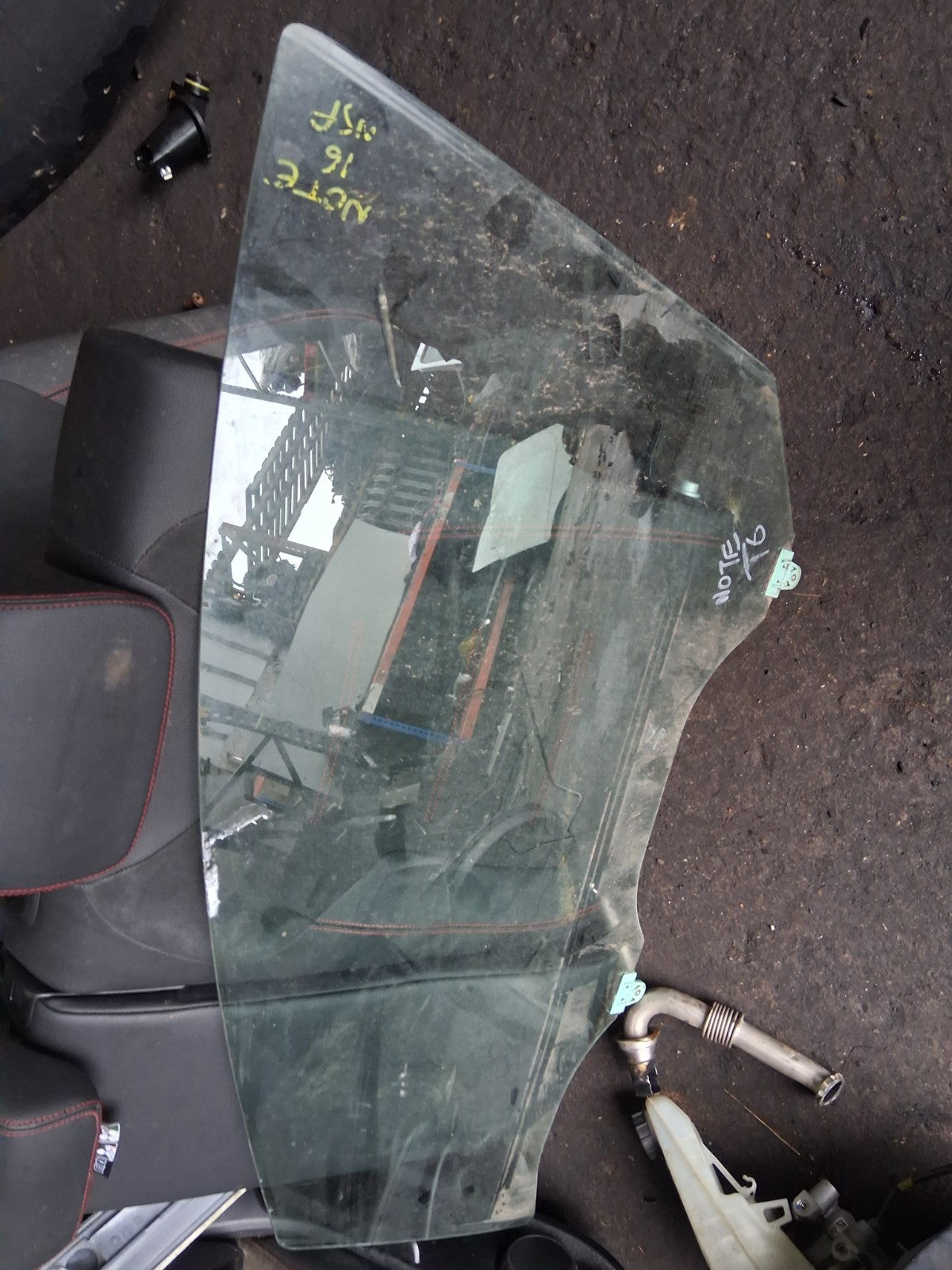 2016 NISSAN NOTE NSF PASSENGER SIDE FRONT LEFT WINDOW GLASS