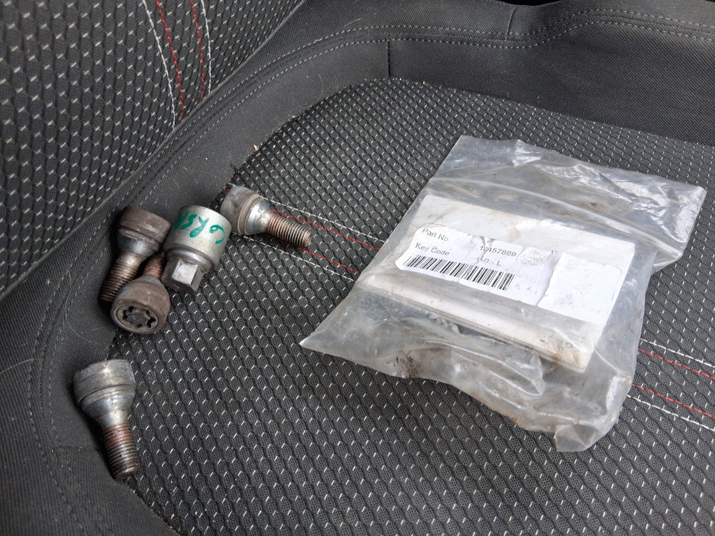 2019 VAUXHALL CORSA E LOCKING WHEEL NUT AND KEY