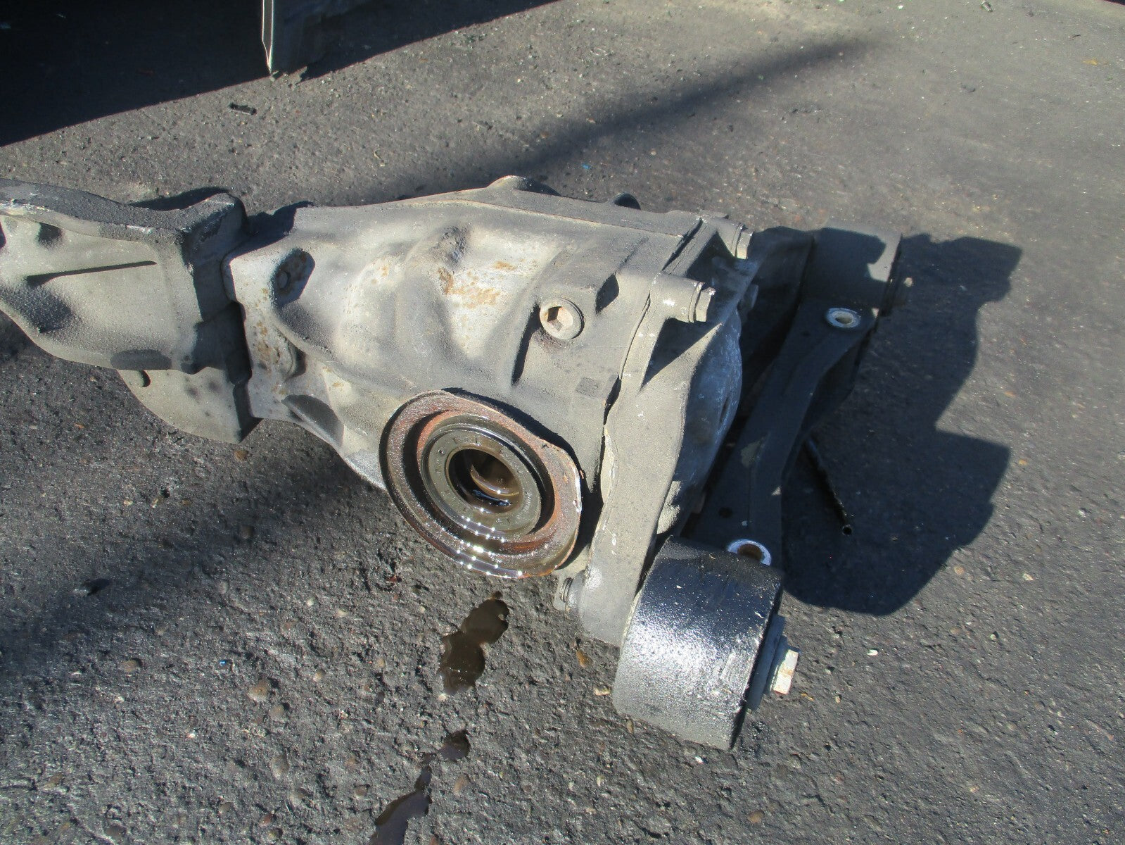 MERCEDES BENZ VITO W639 MK2 2011 2.1 DIESEL REAR DIFF DIFFERENTIAL A6393510105