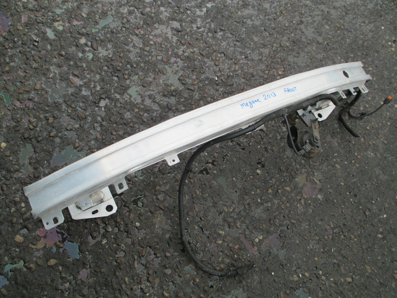RENAULT MEGANE MK3 2013 FRONT IMPACT REINFORCEMENT CRASH BAR