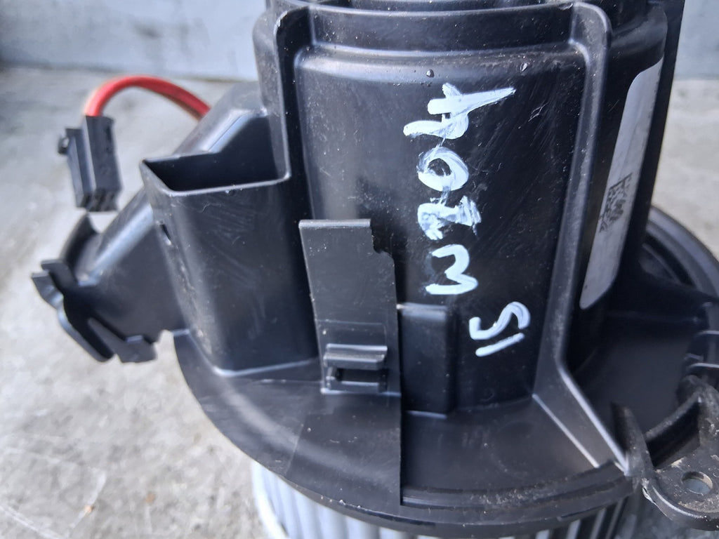 2015 MERCEDES BENZ C CLASS W204 HEATER BLOWER MOTOR FAN V7825001