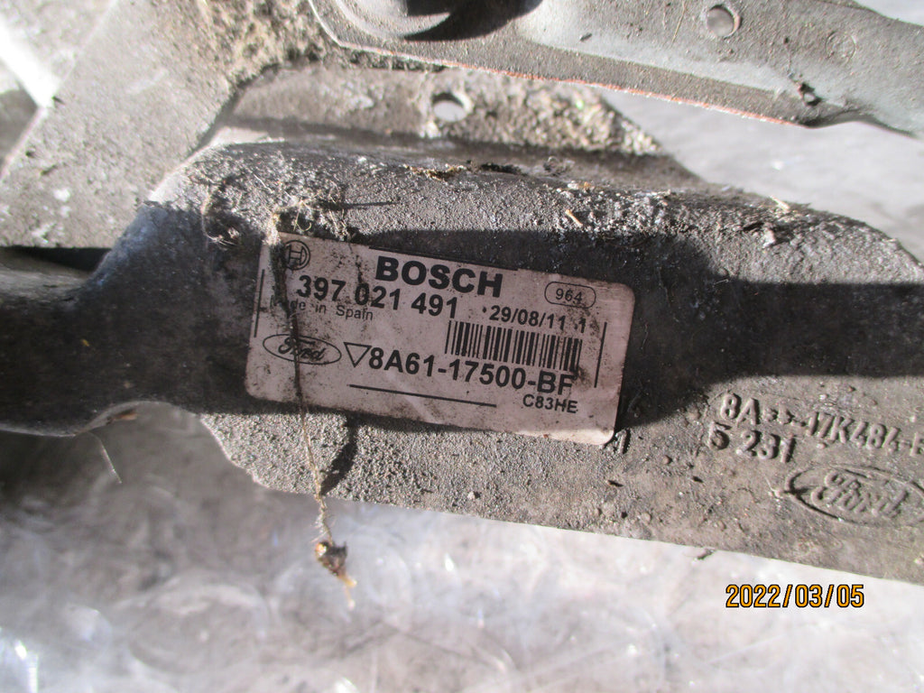 FORD FIESTA MK7 2016 FRONT WINDSCREEN WIPER MOTOR LINKAGES 8A6117500BF