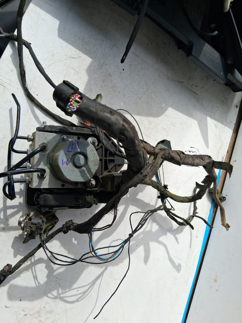 2016 MERCEDES BENZ CLA C117 2.1 DIESEL ABS PUMP AND MODULATOR A0004311500