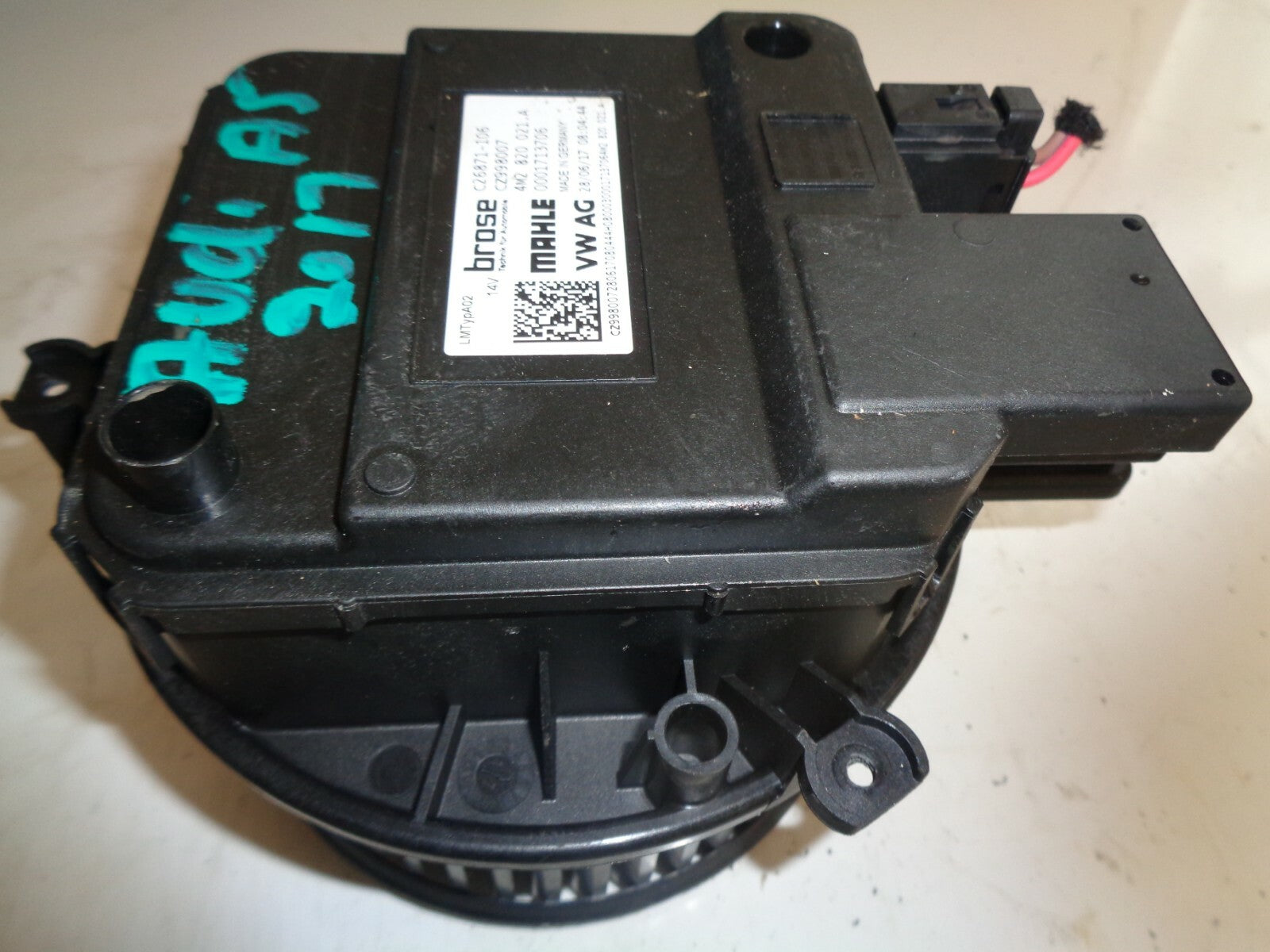 AUDI A5 2017 MK2 8W6 5 DOOR PETROL HEATER BLOWER MOTOR 4M2820021A