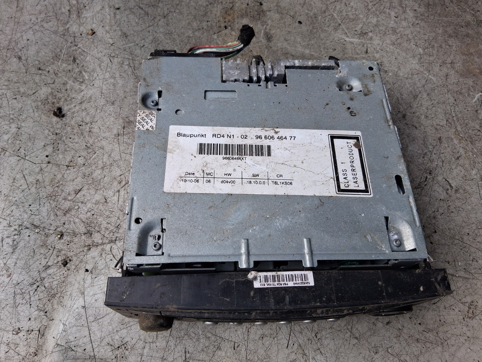 2006 PEUGEOT 307 RADIO STEREO CD PLAYER MULTIMEDIA HEAD UNIT 9660646477