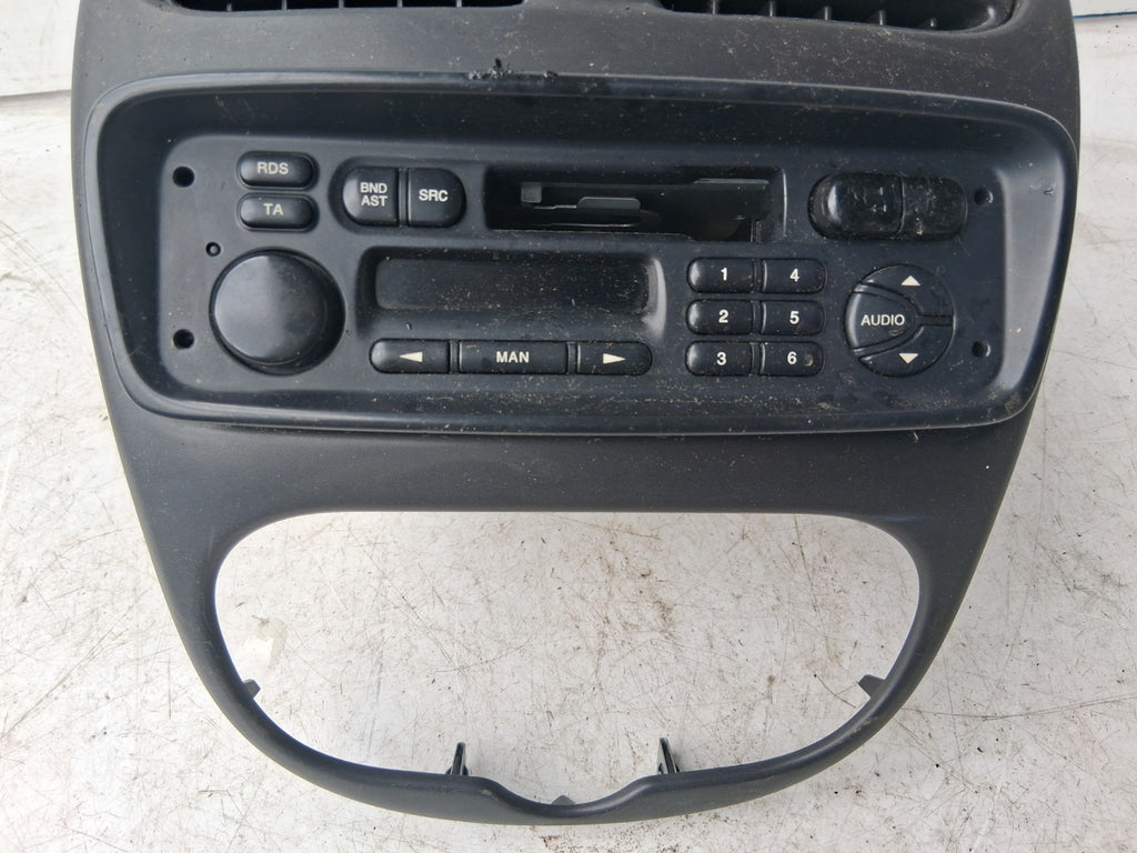 2001 PEUGEOT 206 RADIO CD PLAYER STEREO HEAD UNIT 9641523080
