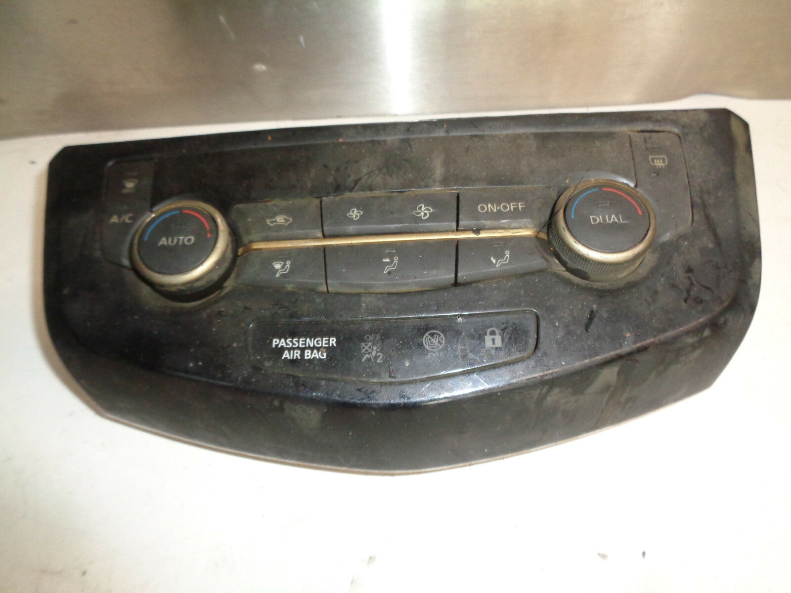 NISSAN X TRAIL T32 2018 HEATER DUAL AC CLIMATE CONTROL UNIT 275004EA0A