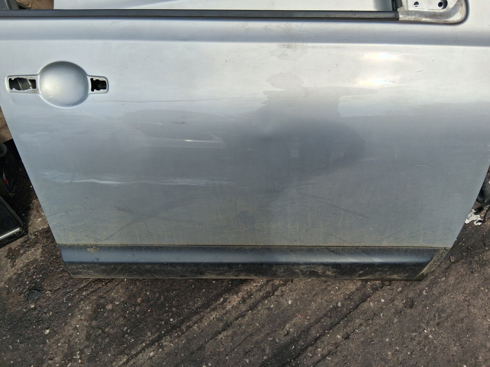 NISSAN QASHQAI J10 2011 OSF DRIVER SIDE FRONT DOOR SILVER