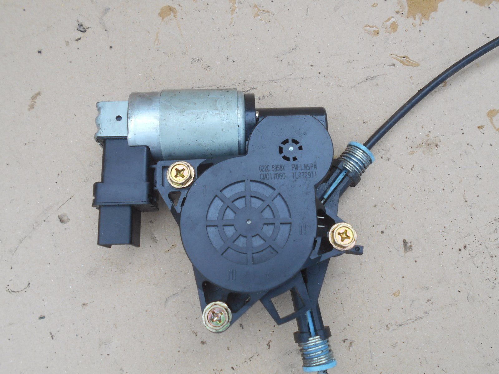 MAZDA 6 GG 2003 OSR DRIVER SIDE REAR WINDOW MOTOR & REGULATOR TL772911