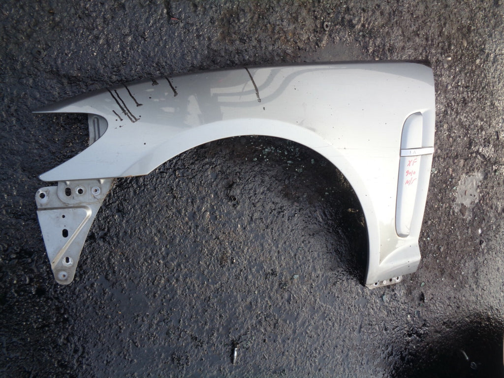 JAGUAR XF 2010 X250 3.0 DIESEL NS PASSENGER SIDE FRONT WING PANEL 8X2316E005A