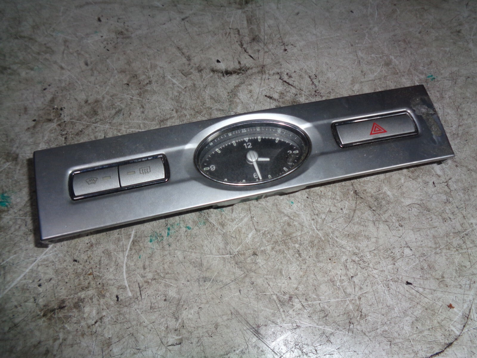 FORD MONDEO MK3 2006 2.2 DIESEL DASH CLOCK SILVER SURROUND 3S7T15000FC