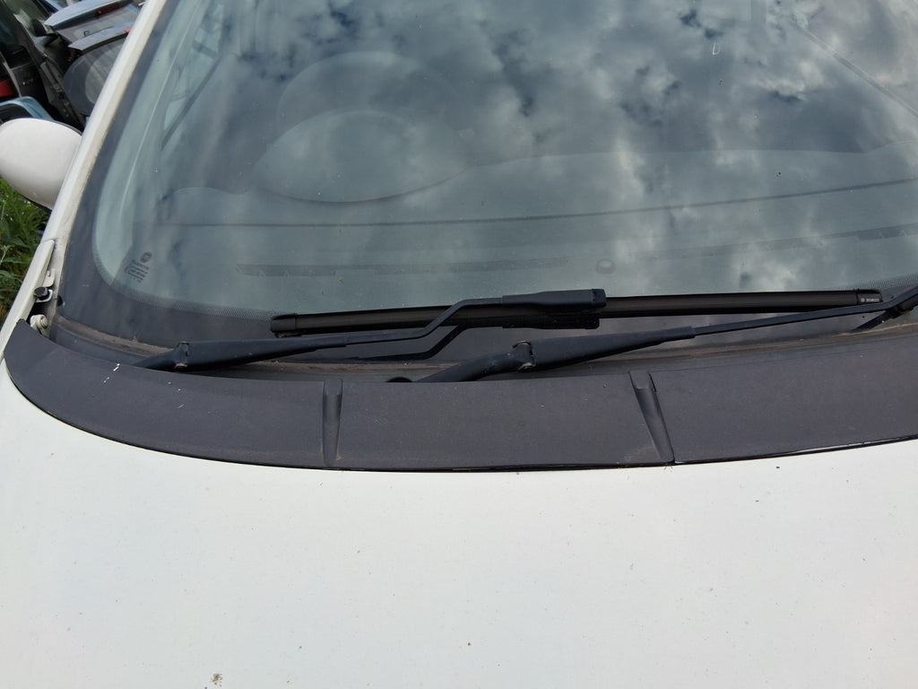 2014 FIAT PUNTO FACELIFT 5 DOOR MK3 FRONT WINDSCREEN WIPER MOTOR & LINKAGE