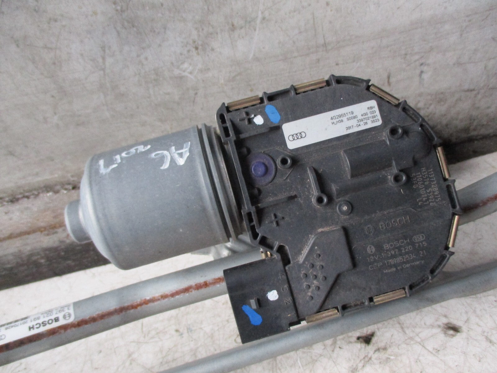 AUDI A6 C7 2016 FRONT WINDSCREEN WIPER MOTOR LINKAGES 4G2955023C