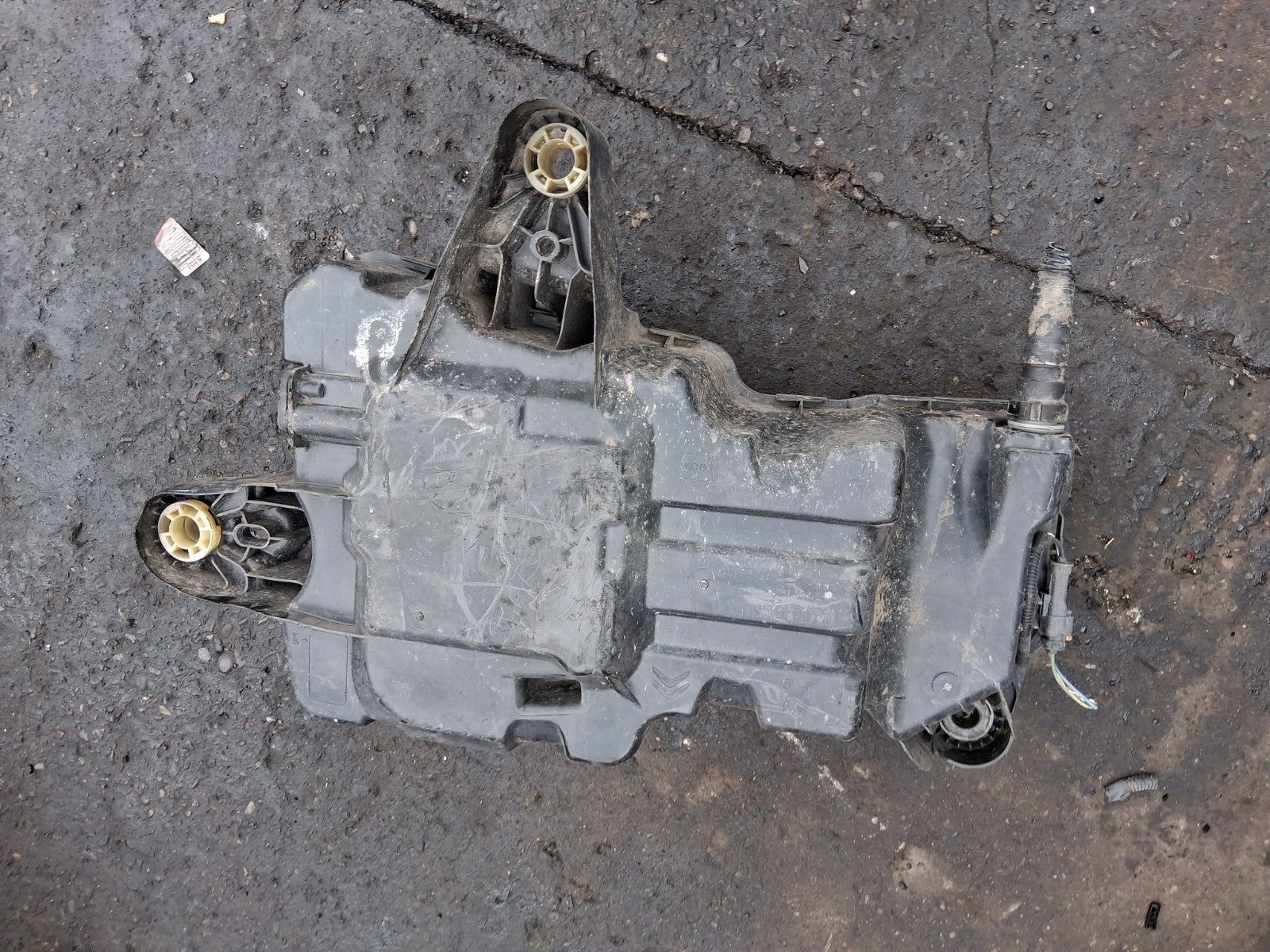 CITROEN BERLINGO PARTNER 2018 1.6 DIESEL HDI ADBLUE TANK 9818531680