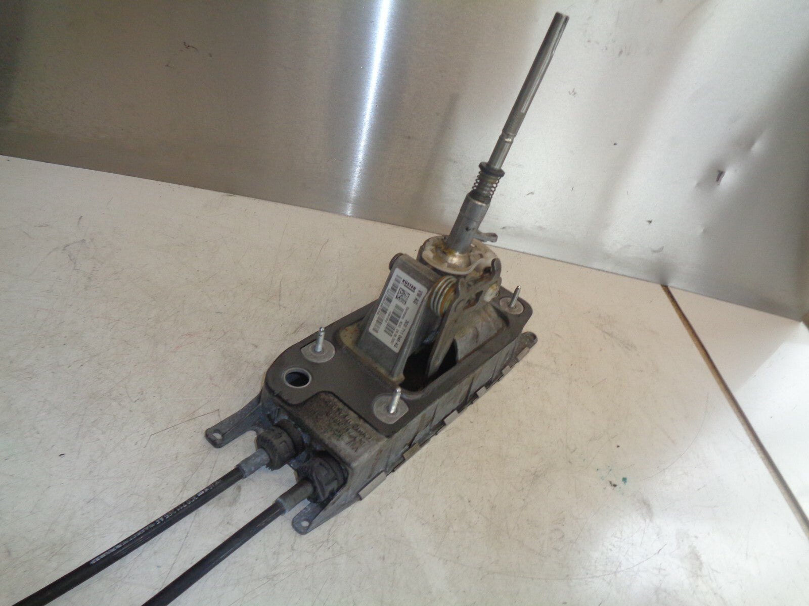 VW VOLKSWAGEN PASSAT CC 2012 6 GEAR SHIFTER WITH LINKAGES 3C0711049AG