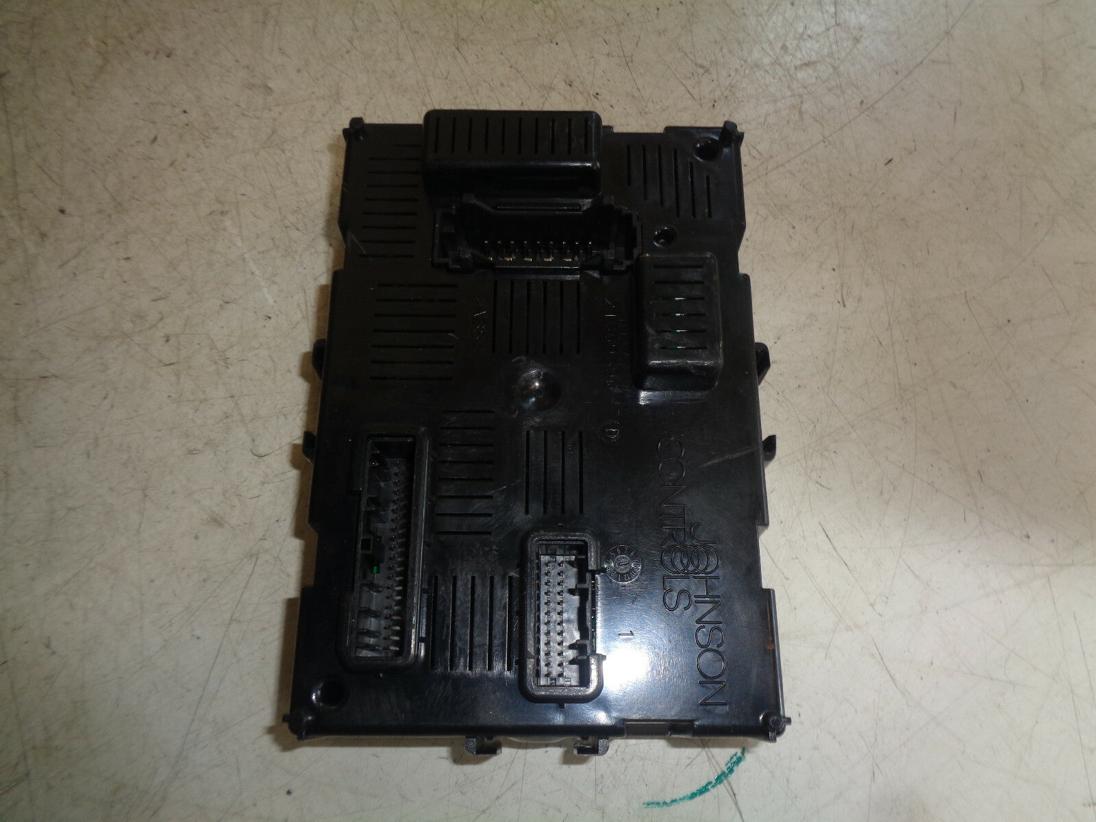 NISSAN NOTE 2011 E11 CONVIENCE MODULE UNIT 284B2EM04B
