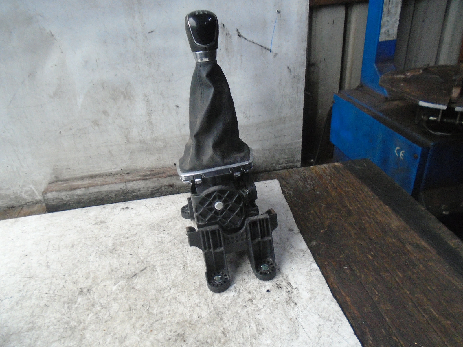 FORD FIESTA MK7 2016 5 SPEED MANUAL GEARSTICK GEARSHIFTER C1BR7C453AKE
