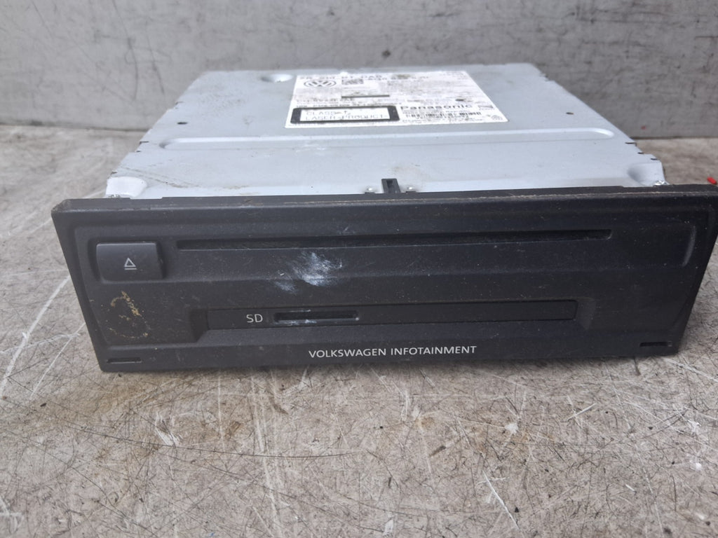 2013 VW VOLKSWAGEN GOLF MK7 MULTIMEDIA CD PLAYER STEREO HEAD UNIT 5G0035820