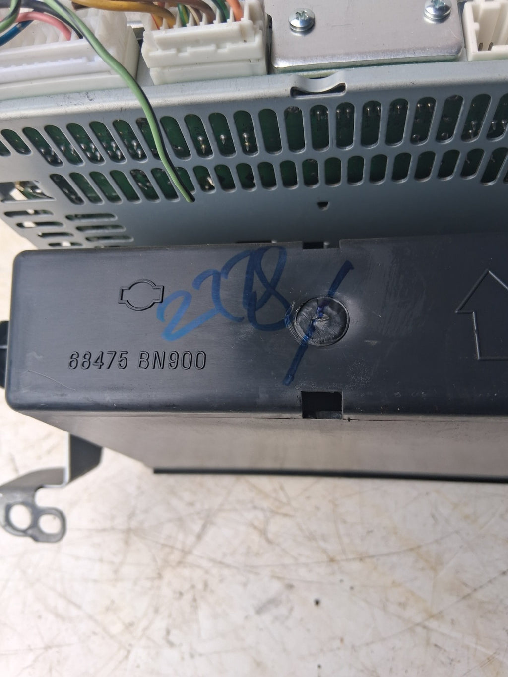 2005 NISSAN ALMERA CD PLAYER HEAD UNIT 28185BN810