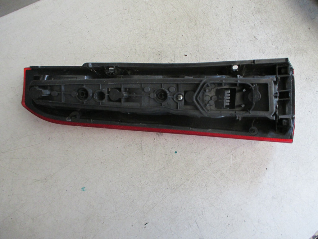 VAUXHALL MERIVA 2005 OSR DRIVER SIDE REAR LIGHT LAMP 13203392