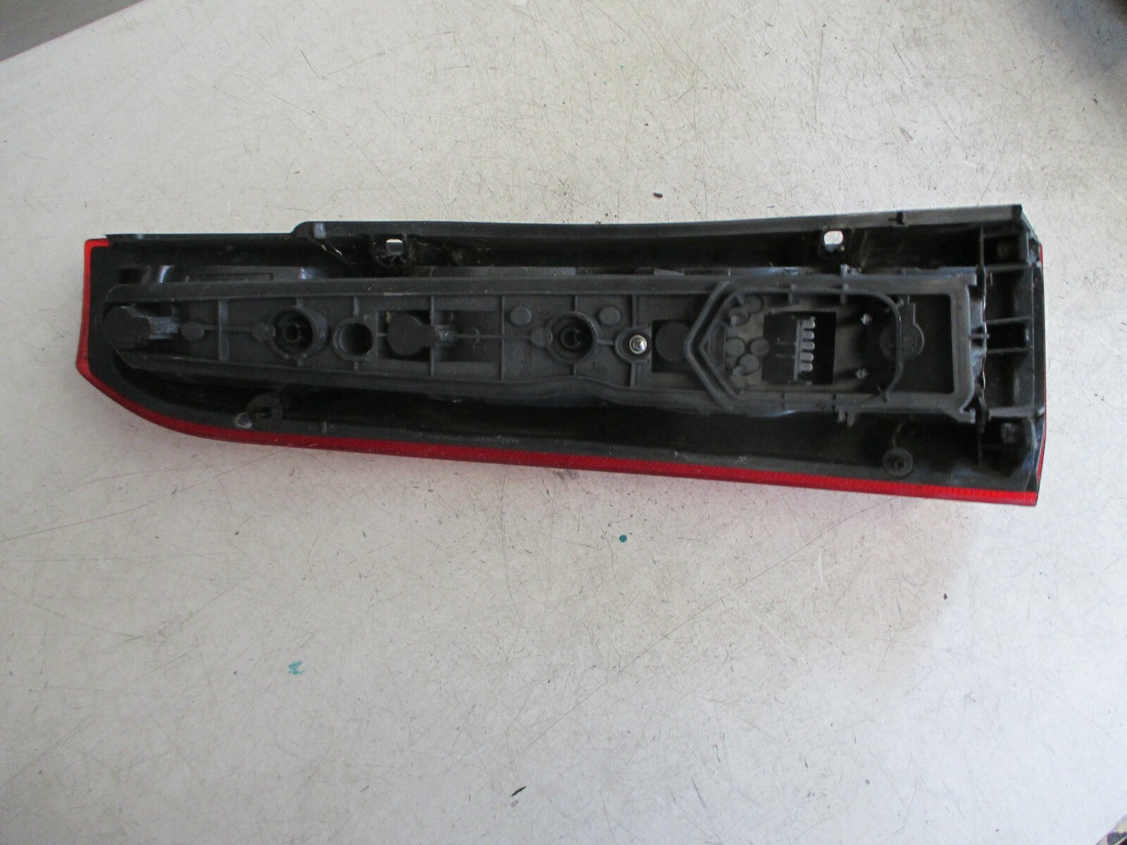 VAUXHALL MERIVA 2005 OSR DRIVER SIDE REAR LIGHT LAMP 13203392
