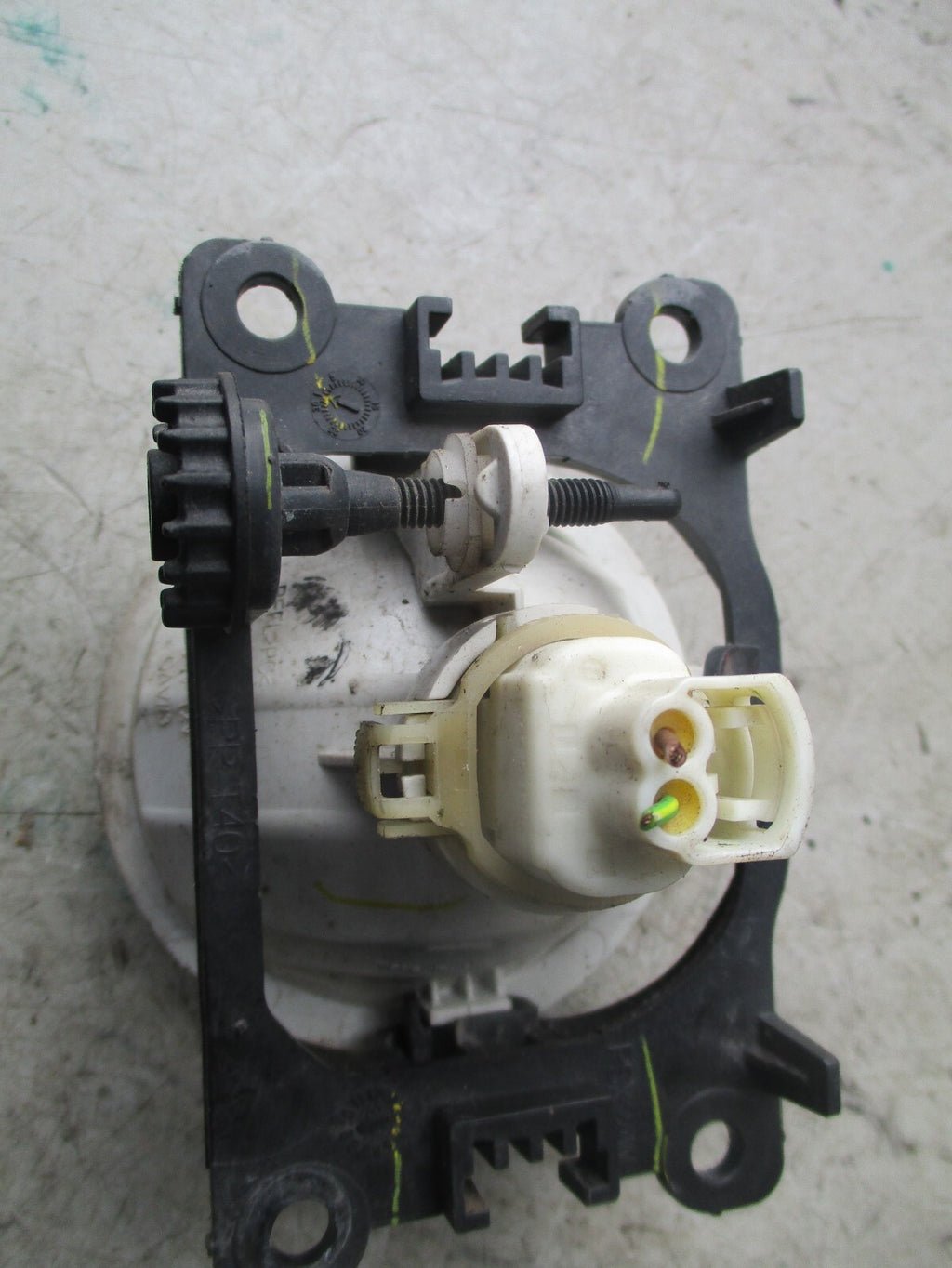 2011 CITROEN DS3 FOG LIGHT A046192