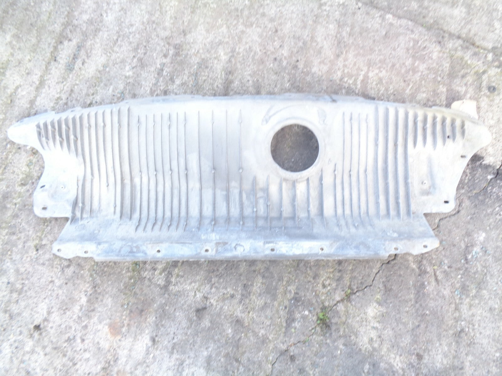 MERCEDES BENZ SLK R170 BULKHEAD FUEL TANK COVER SHEILD A1706400157