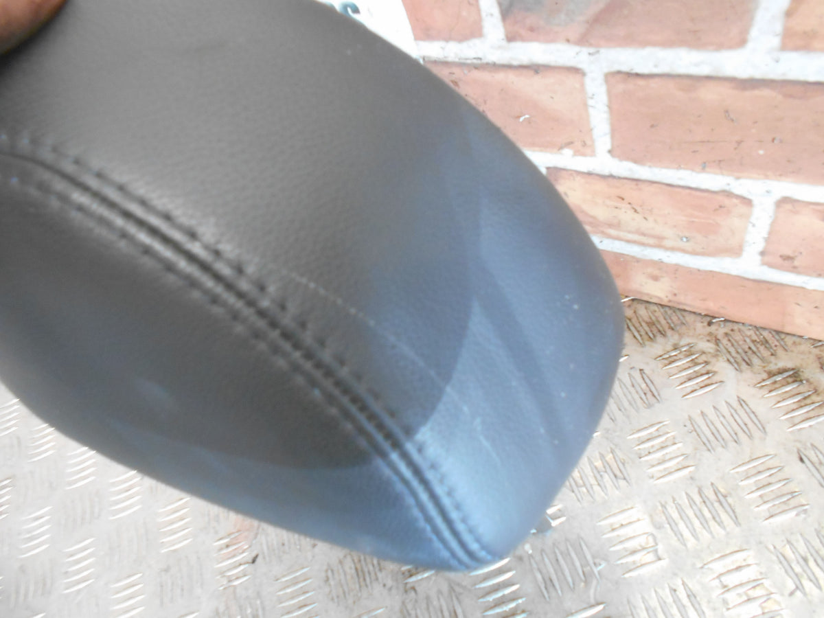 MITSUBISHI COLT CZC 2009 FRONT LEATHER HEADREST
