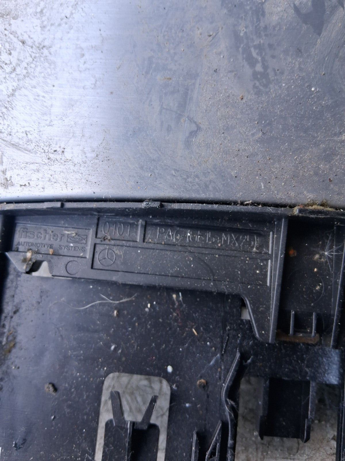 2015 MERCEDES C CLASS W204 CONSOLE ASH TRAY TRIM A2046801350