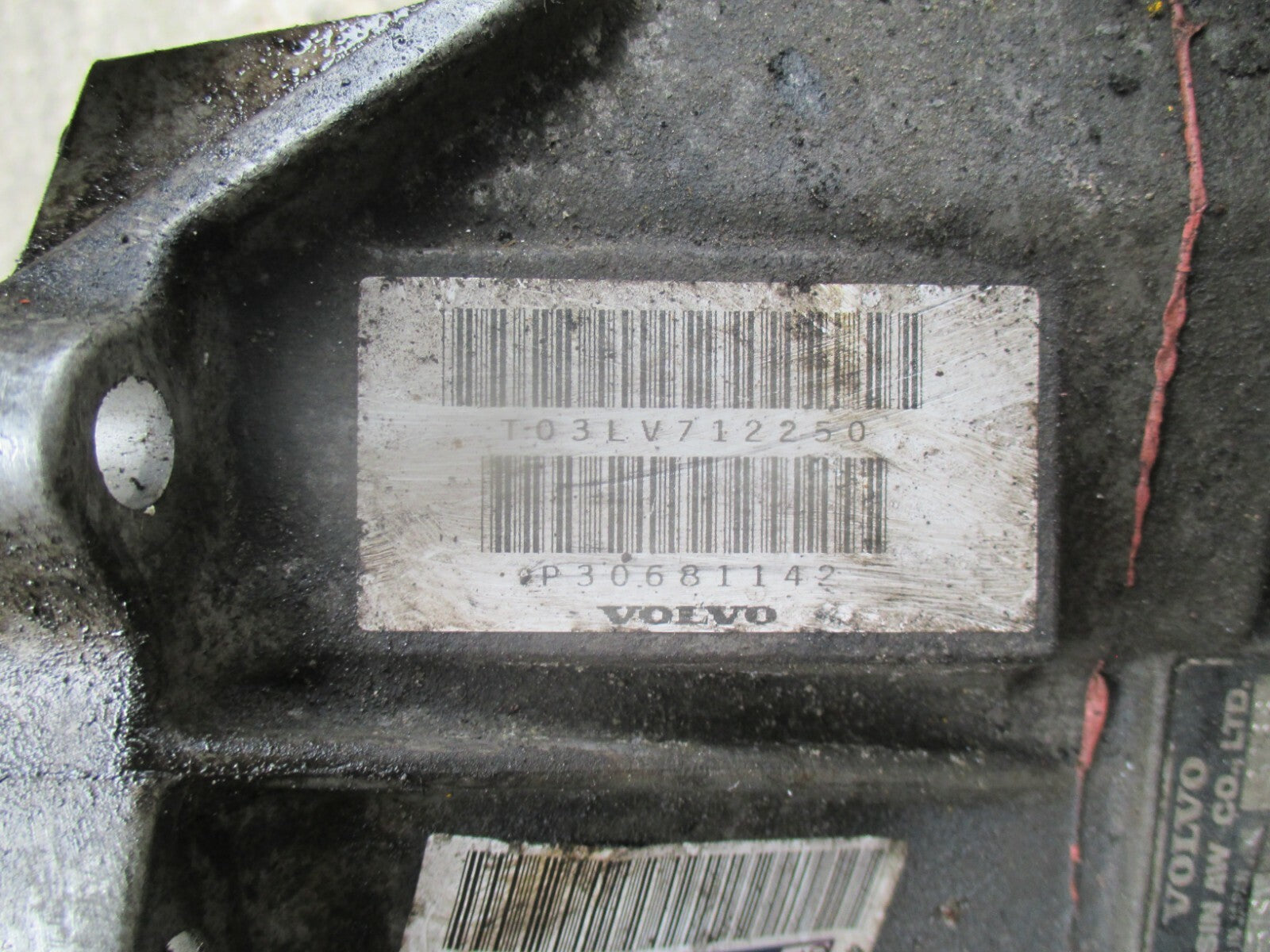 VOLVO V40 2004 AUTO GEARBOX TRANSMISSION TORQUE CONVERTER 30681144 30681142 BG14