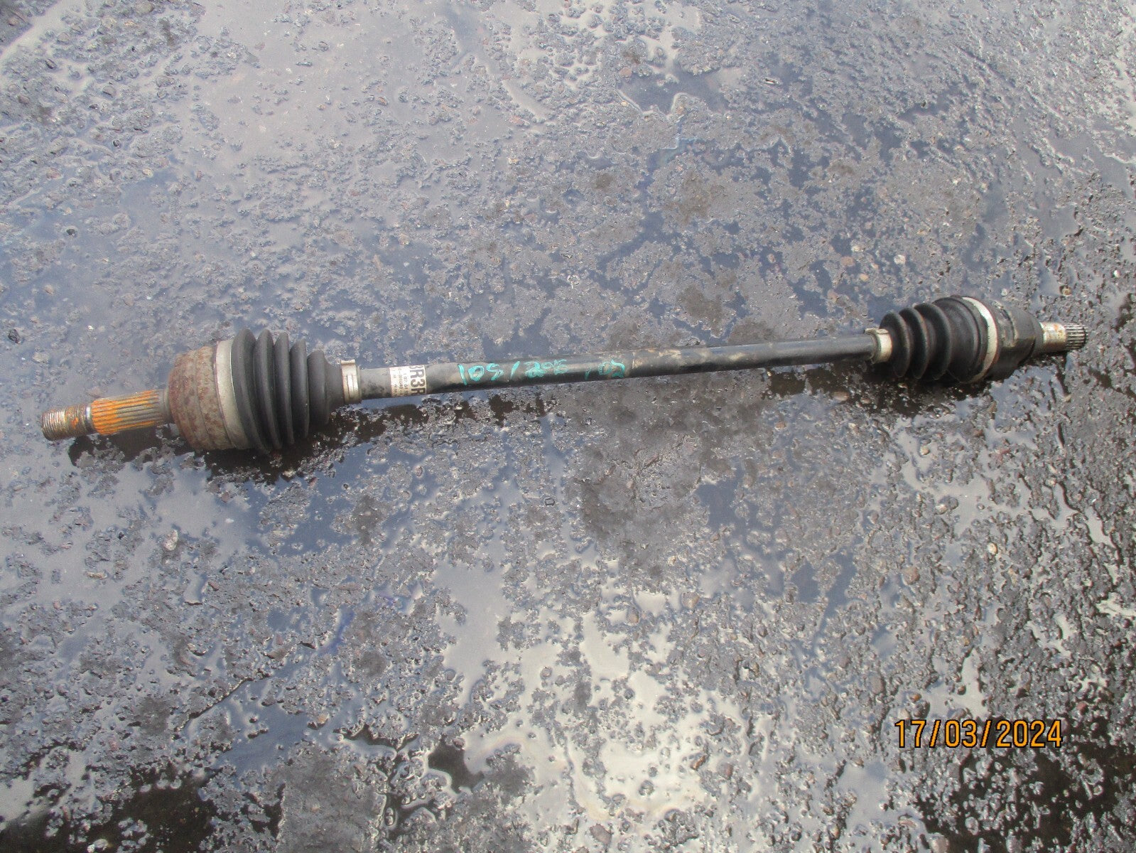 PEUGEOT 108 2016 1.0 PETROL OSF DRIVER SIDE FRONT DRIVESHAFT 434100H040