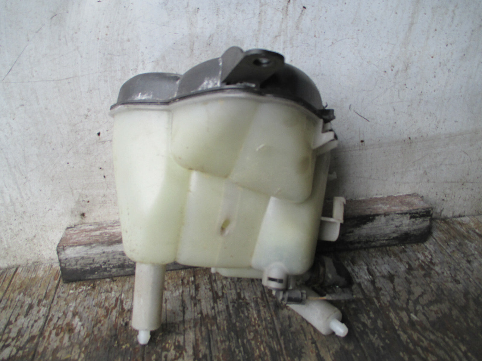 MERCEDES BENZ SLK R171 2010 WATER COOLANT TANK EXPANSION BOTTLE