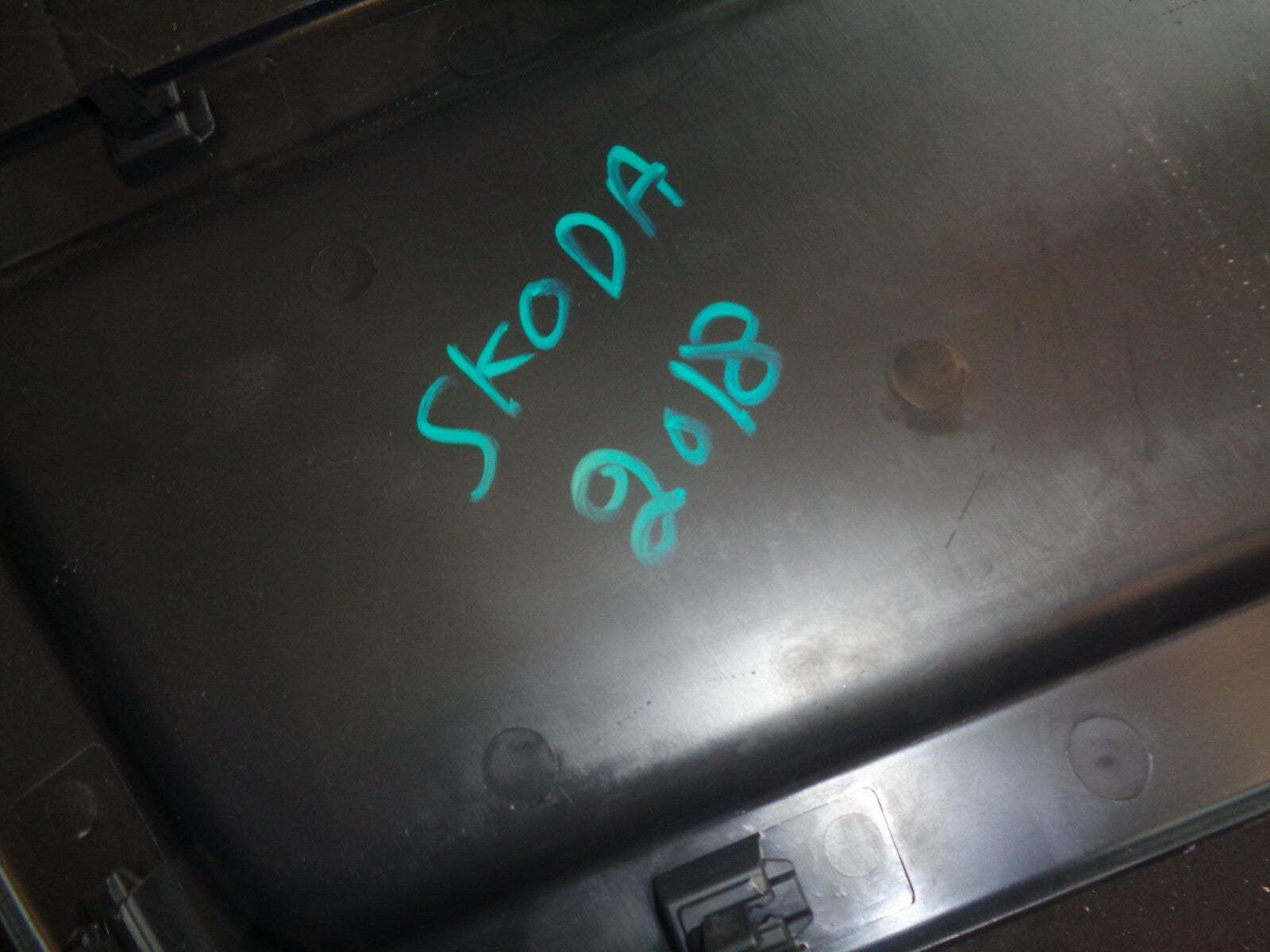 SKODA FABIA 2018 MK3 NJ TAILGATE PANEL INNER BOOT TRIM 6V6867975