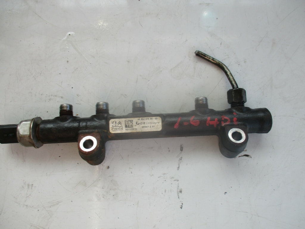 PEUGEOT 208 1.6 HDI FUEL INJECTOR RAIL PIPE 9685297580