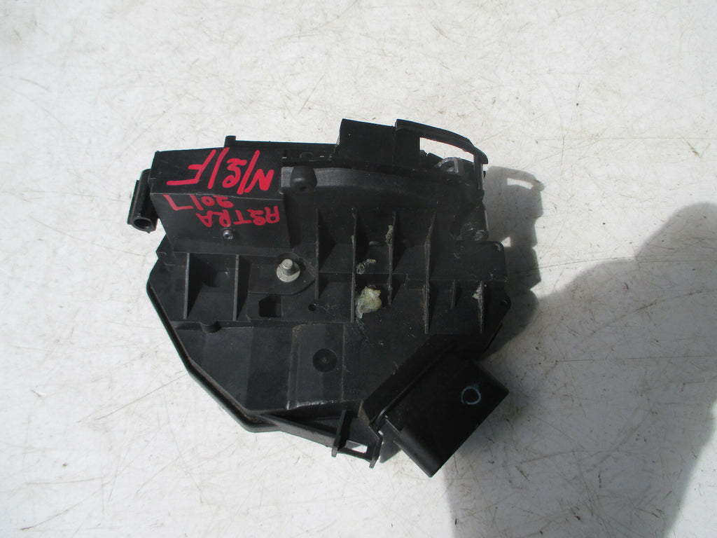 FORD CONNECT FOCUS 2013 2017 NSF PASSENGER FRONT LOCK MECHANISM AM5A-U21813-DF