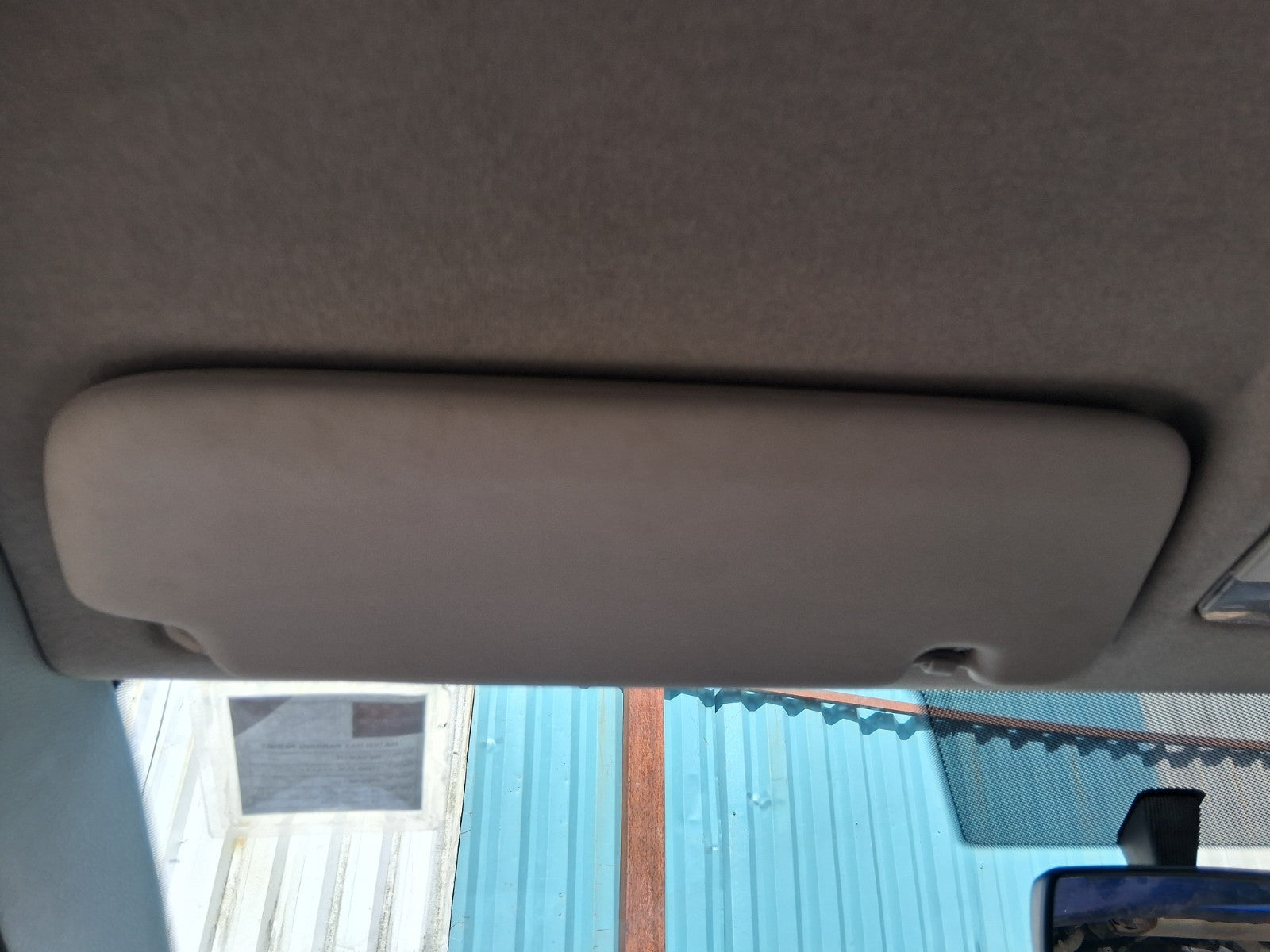 2011 VW VOLKSWAGEN FOX NSF PASSENGER SIDE FRONT LEFT SUN VISOR SHADE