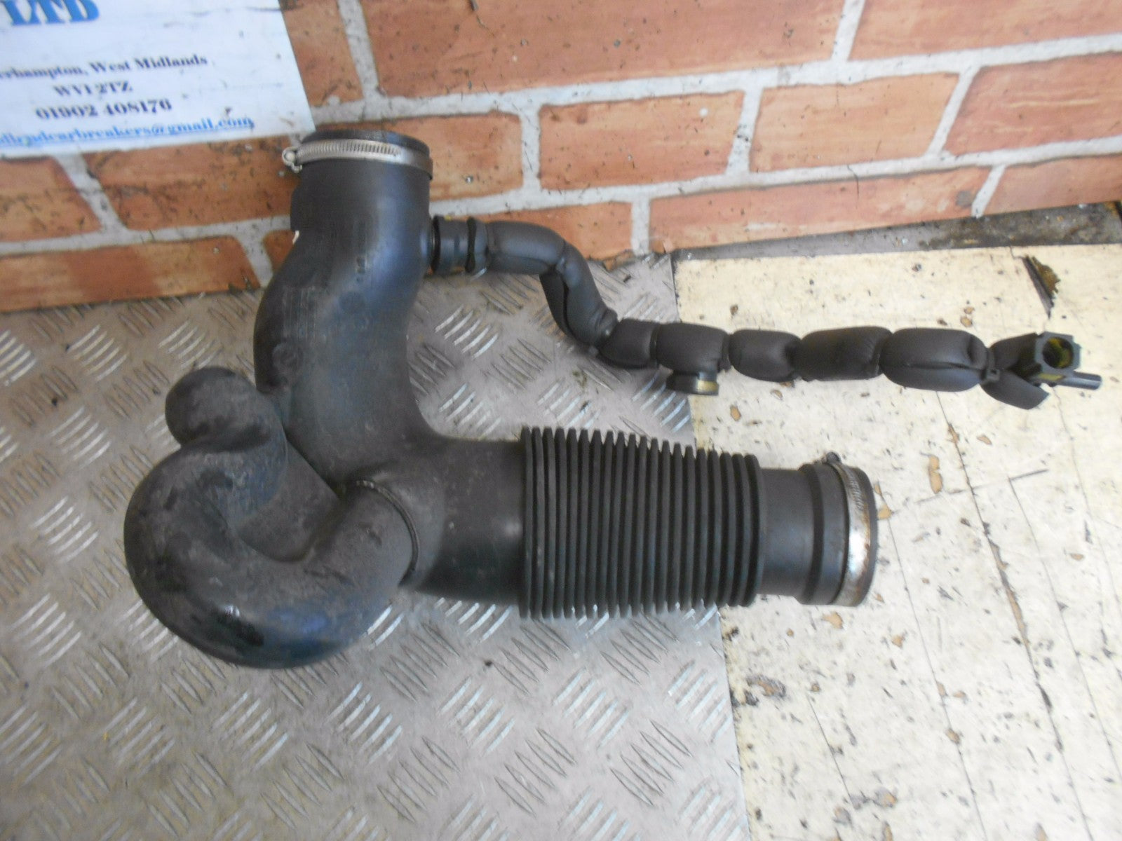 PEUGEOT 206 2001 1.4 8V AIR FILTER BOX PIPE 9656464880