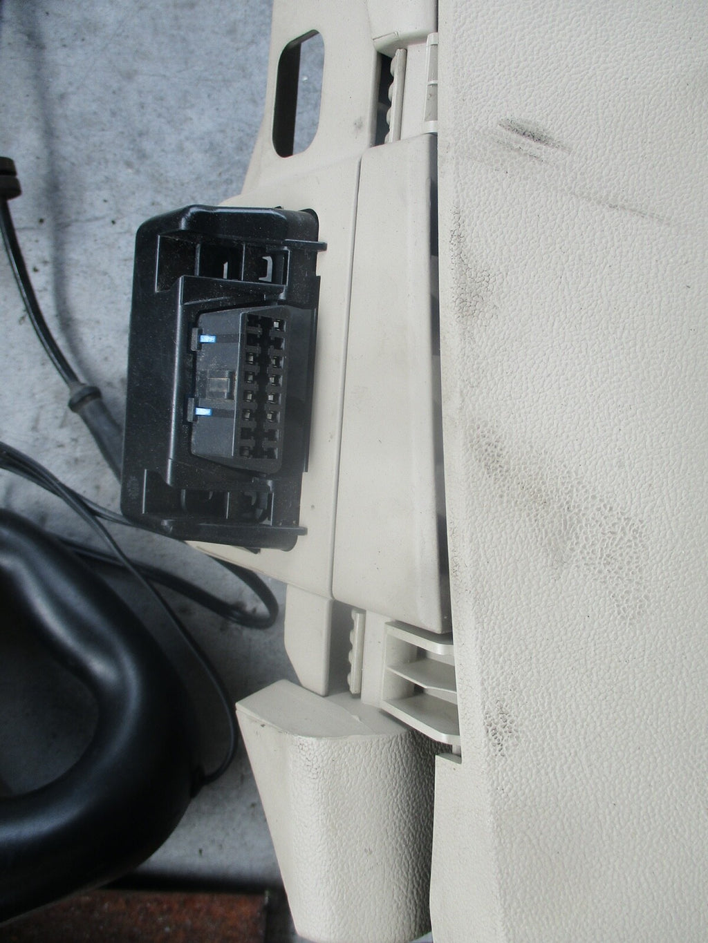 VAUXHALL INSIGNIA A MK1 2009 GLOVE BOX STORAGE COMPARTMENT 13275637