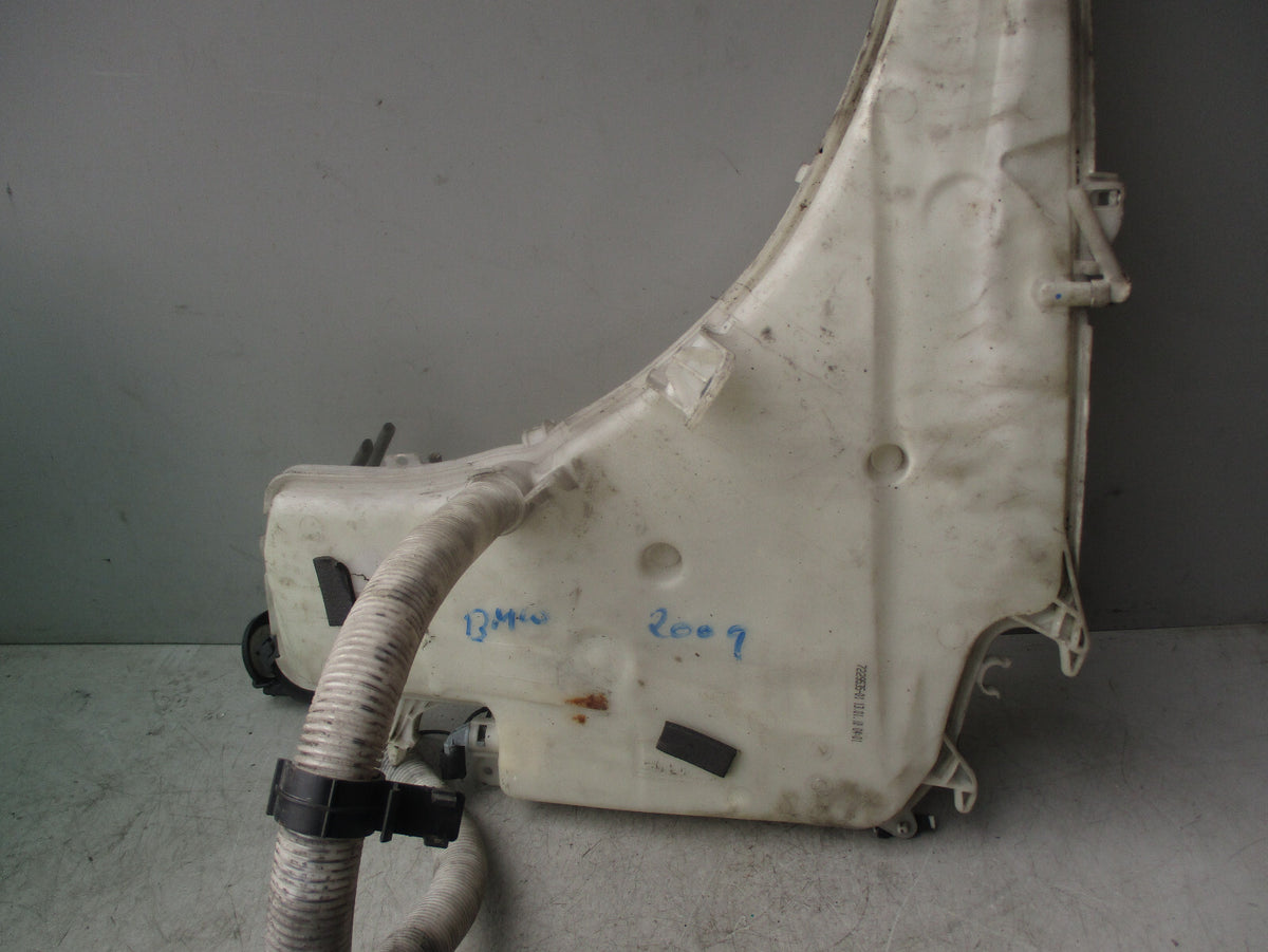 2009 BMW 1 SERIES WINDSCREEN WASHER BOTTLE TANK & PUMP 45R010142