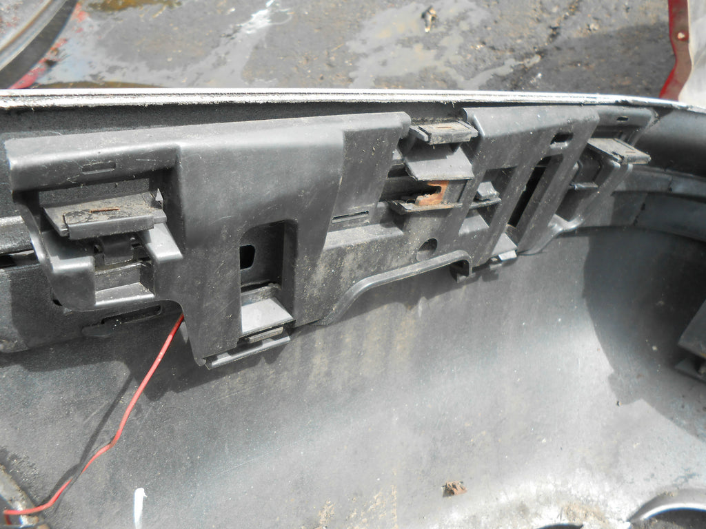 HONDA ACCORD MK6 2000 COMPLETE REAR PLASTIC BUMPER SILVER