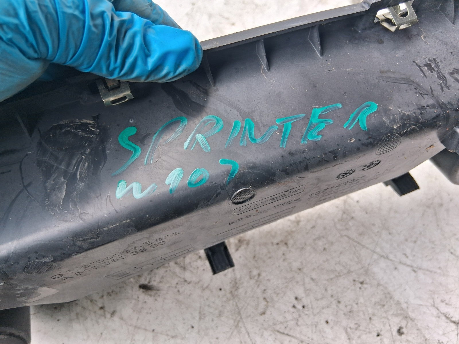 2021 MERCEDES SPRINTER W907 NSF PASSENGER SIDE DASH STORAGE TRIM A9106803300