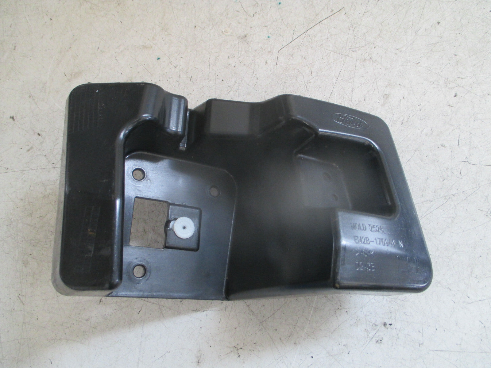 FORD GALAXY 2020 MK4 NSR PASSENGER SIDE REAR BUMPER BRACKET EM2B17D949
