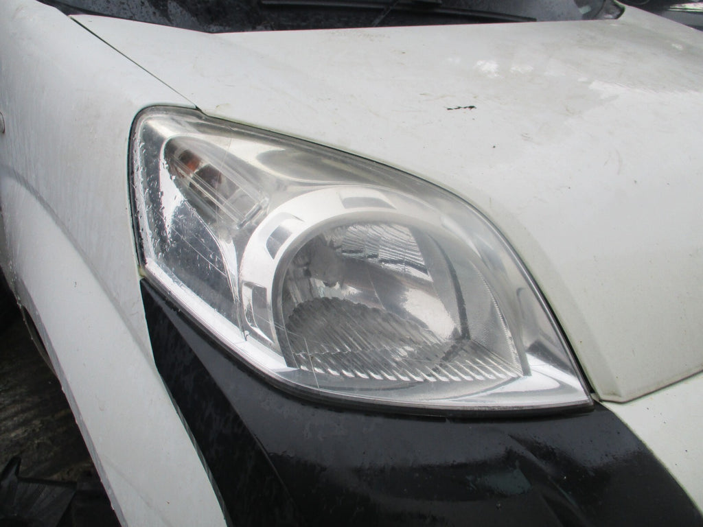 2015 PEUGEOT BIPPER MK1 OSF DRIVER SIDE FRONT HEADLIGHT HEADLAMP