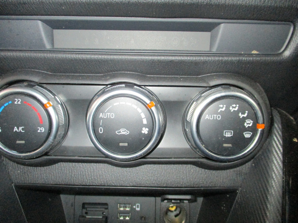 2022 MAZDA 2 MK3 DJ HEATER AC CLIMATE CONTROLS SWITCH PANEL