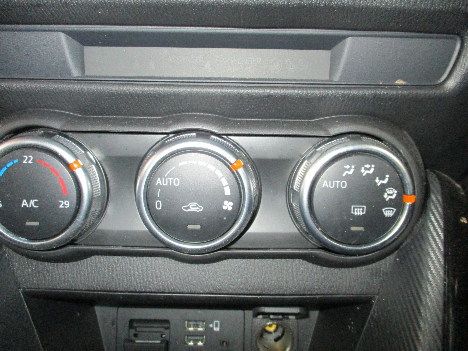 2022 MAZDA 2 MK3 DJ HEATER AC CLIMATE CONTROLS SWITCH PANEL