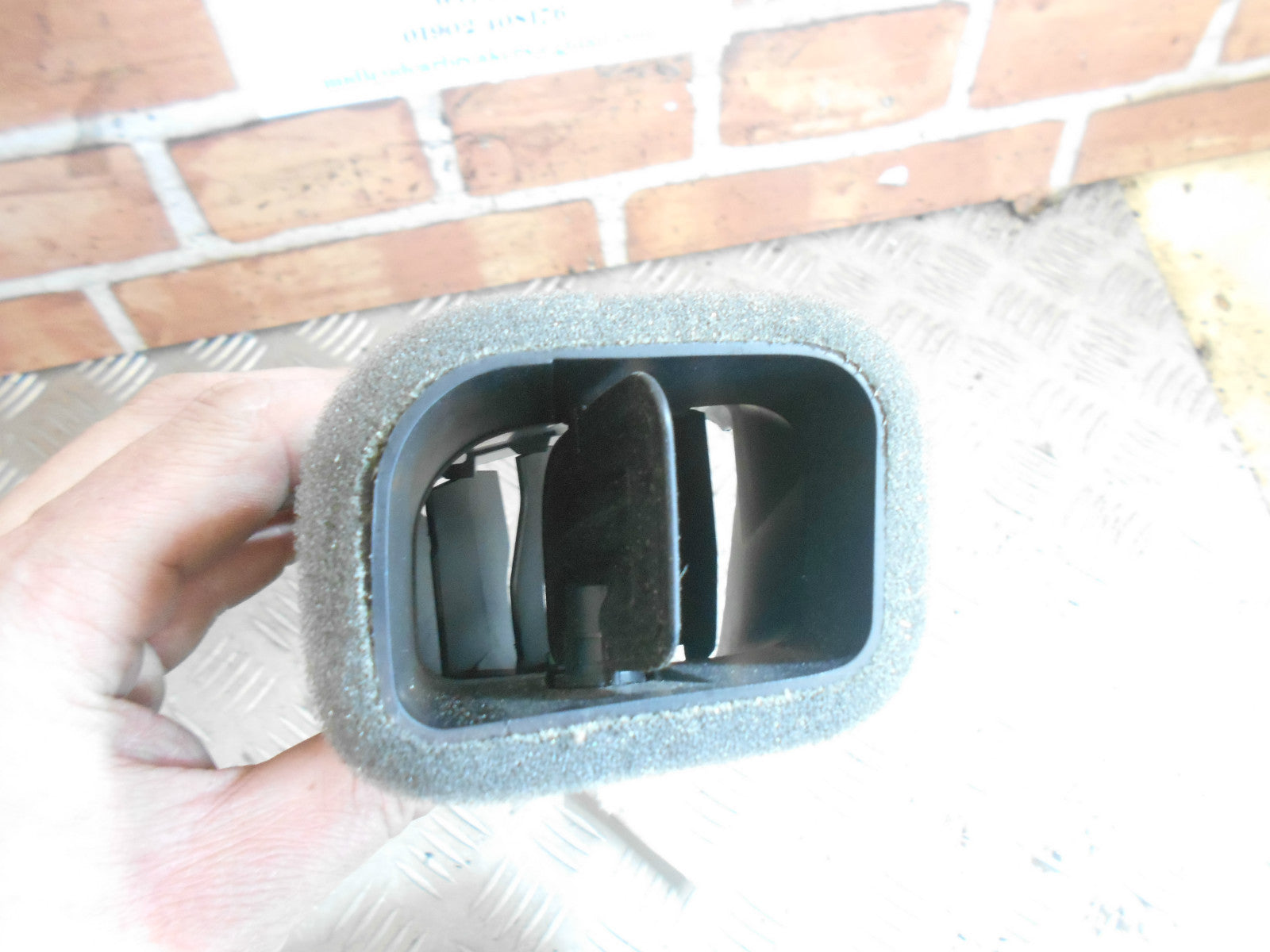 VOLKSWAGEN VW GOLF MK7 2016 OSF DRIVER SIDE FRONT AIR VENT 5G2819704G